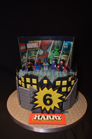Lego Marvel Superheroes Cake