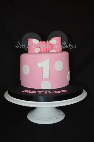 Minnie Mouse Bow Topped Cake