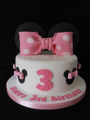 Minnie Mouse Birthday Cake