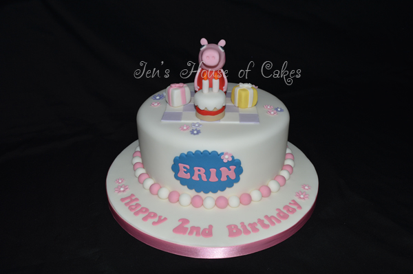 Peppa Pig with picnic Cake