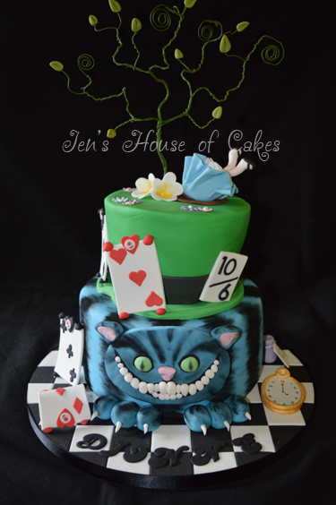 Tim Burton's Alice in Wonderland Cake