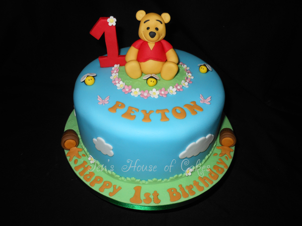 Winnie the Pooh Birthday Cake